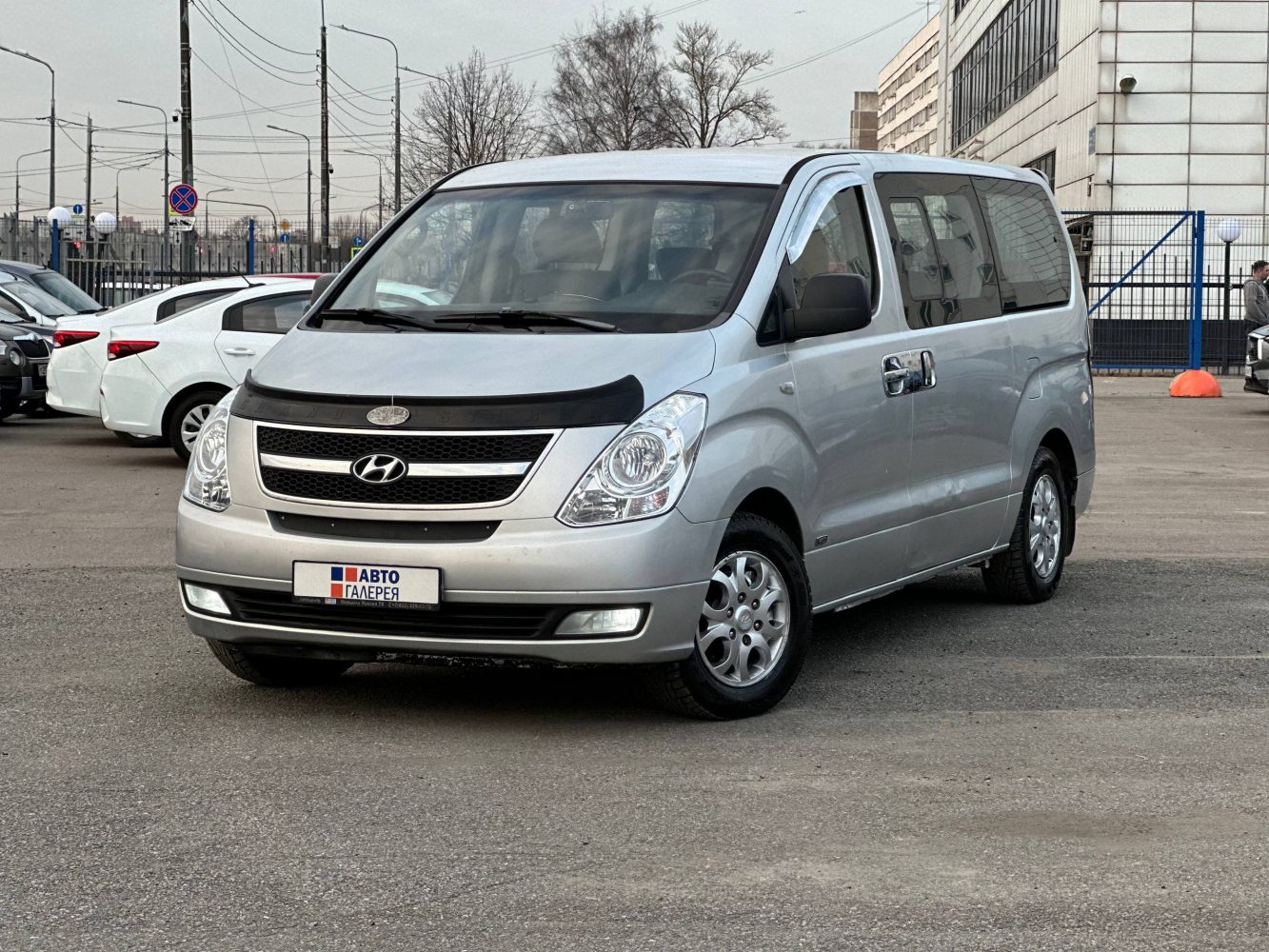 Hyundai Grand Starex